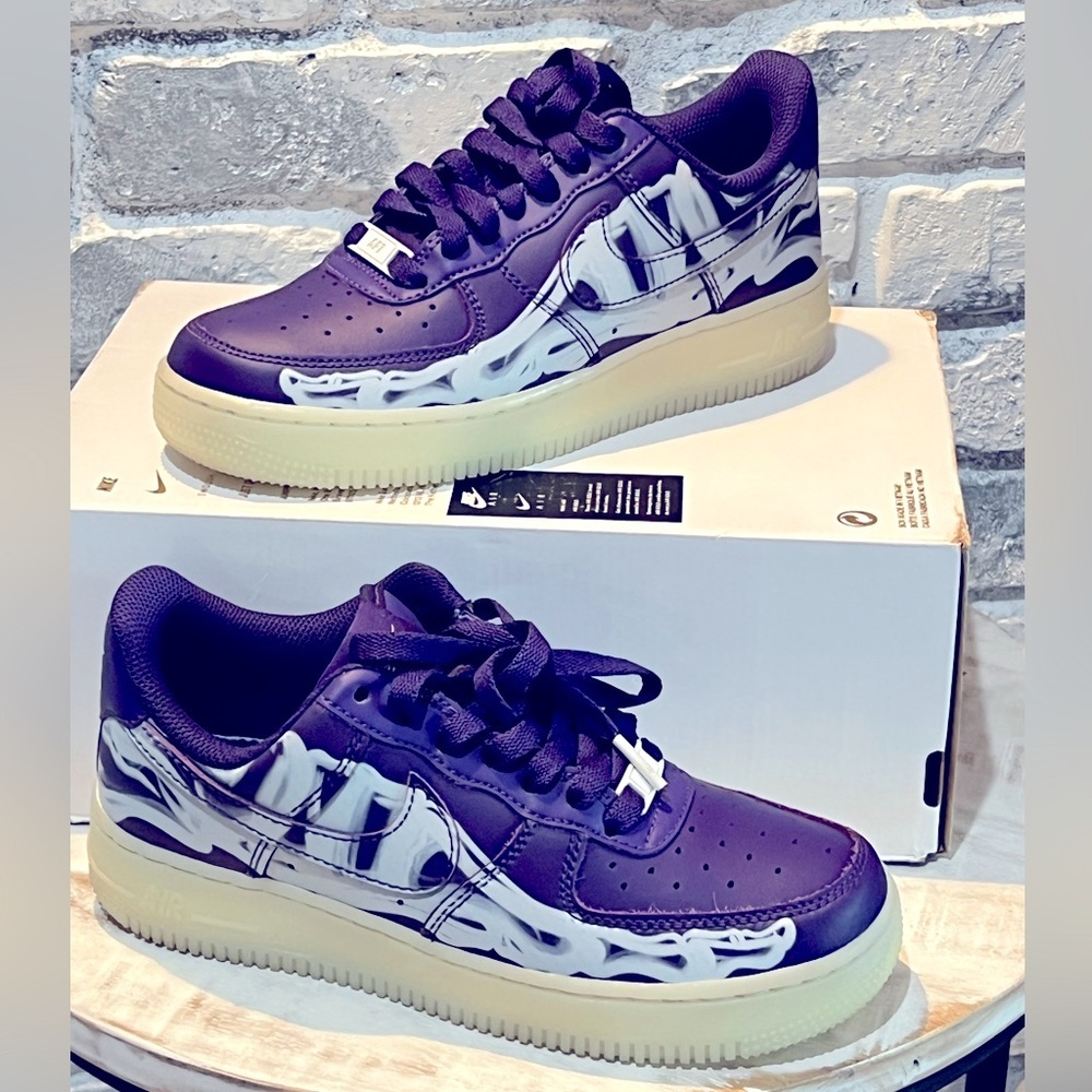 Nike Air Force 1 AF1 Low QS ‘07 Purple Skeleton Halloween Sneakers Size 4